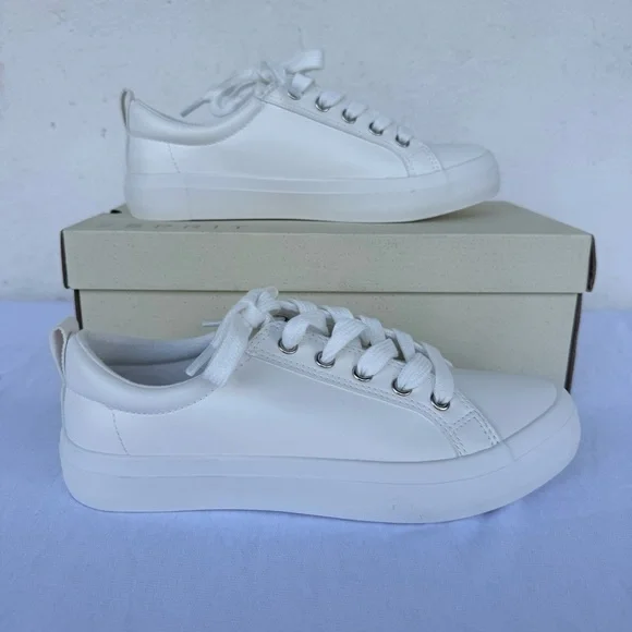 NIB ESPRIT Tallya Sneakers - 7.5 - Picture 4 of 11
